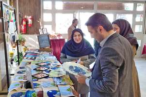 برپایی نمایشگاه هنرهای دستی دانش آموزان